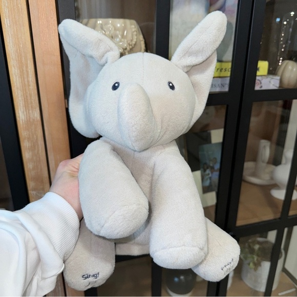 Baby Gund Animated Flappy The Elephant Plush musical stuffed animal peekaboo - Picture 1 of 6
